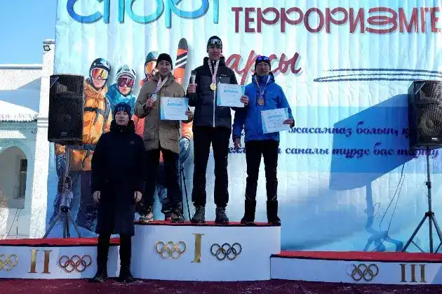 «Сила спорта против терроризма»: лыжный забег в Семее собрал более 200 участников (4)