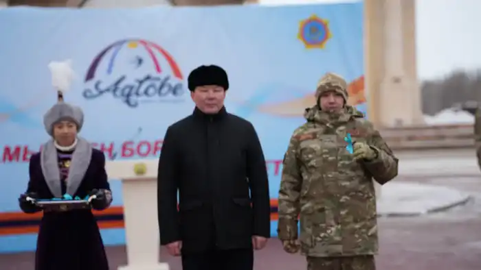 Глава МЧС вручил спасателям Актюбинской области ключи от новой техники (7)