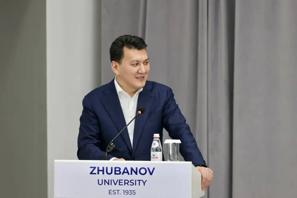 Студенческая молодежь Актюбинской области включилась в обсуждение Новой Конституции (4)