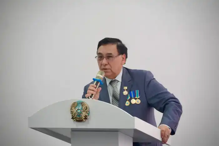 В Астане состоялось открытое общественное обсуждение изменений в новую Конституцию (2)