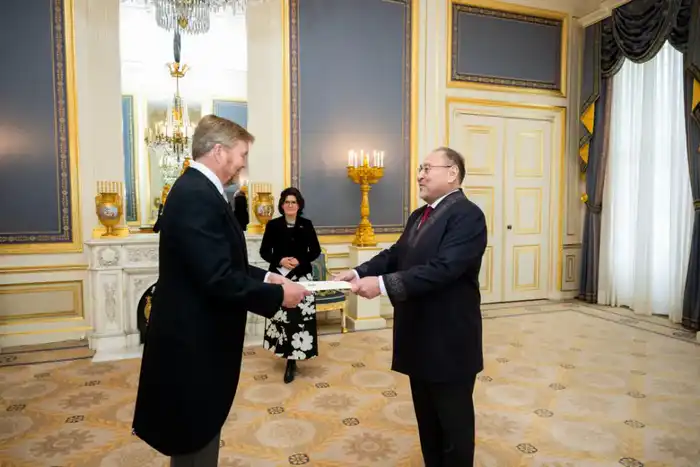 Посол Казахстана вручил верительные грамоты Королю Нидерландов (5)