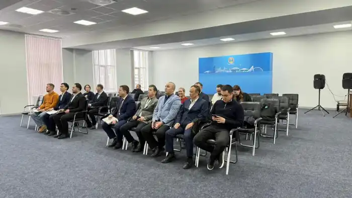 В Астане руководители спортивных федераций обсудили новый проект Конституции (5)