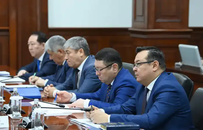 Обсуждены вопросы использования потенциала научных проектов (2)