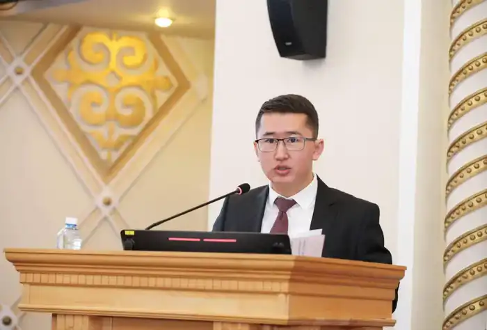 На сессии маслихата обсудили планы развития региона (5)