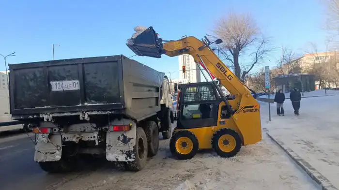 Более 6 млн кубометров снега вывезли из Астаны с начала зимнего периода (4)