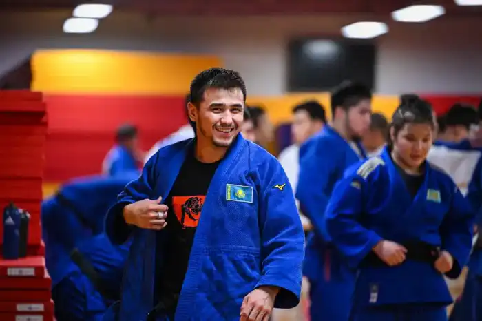 Сборные Казахстана готовятся к Grand Slam по дзюдо и чемпионату Азии в помещении - Ербол Мырзабосынов ознакомился с тренировочным процессом (6)