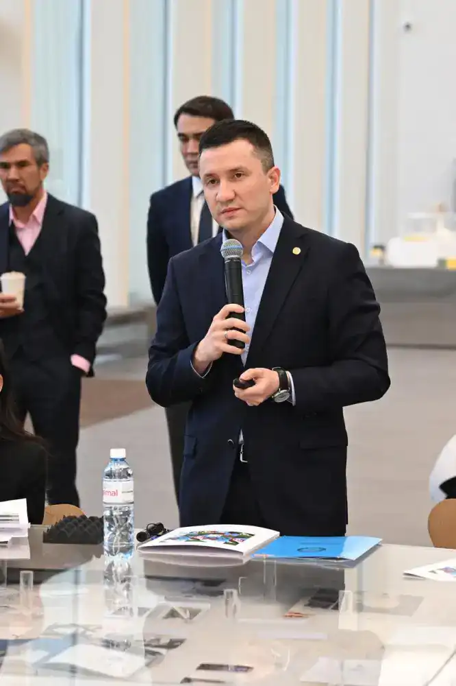 В Алматы состоялась встреча с представителями креативной индустрии (2)