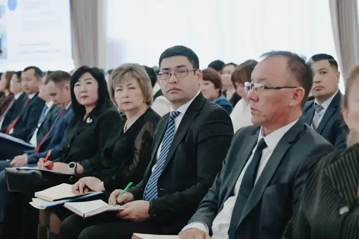 Образование в фокусе: подведены итоги 2025 года и определены задачи на текущий год (2)