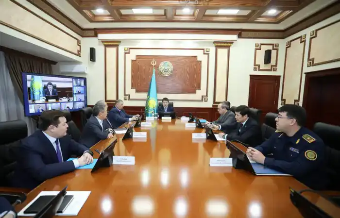 Под председательством акима Мангистауской области состоялась встреча с активом по проекту новой Конституции РК (7)