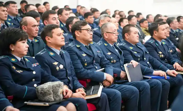 "Никаких оправданий": Министр внутренних дел жестко прошелся по полиции Шымкента (3)