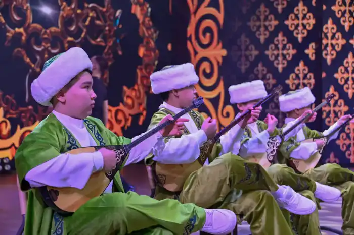 В Астане состоялся отчетный концерт студии «Жас сарбаз» имени Нургисы Тлендиева (3)