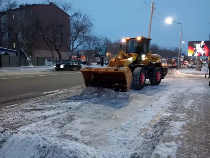 Более 30 тысяч кубометров снега вывезли из Астаны за ночь (7)