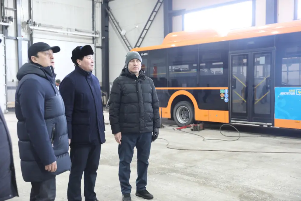 В начале марта в Актобе прибудут еще 11 электробусов (6)