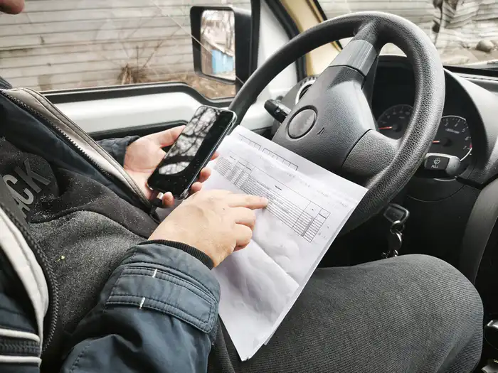 водитель за рулем