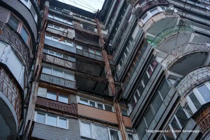 Балконы ЖК 'Три богатыря'