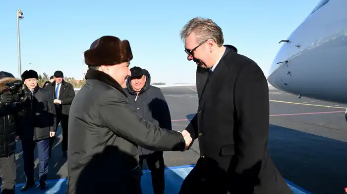 Вучич прилетел в Астану