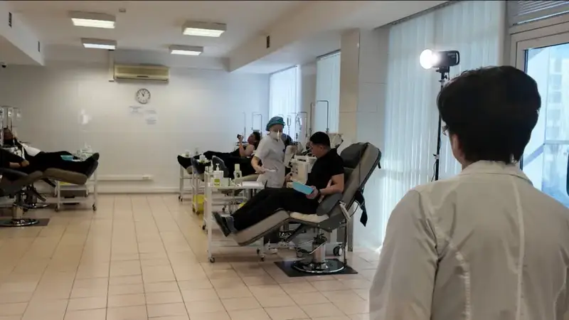 МИНЗДРАВ: ОКОЛО 18 ТЫСЯЧ КАЗАХСТАНЦЕВ СТАЛИ ДОНОРАМИ КРОВИ В РАМКАХ ФЕВРАЛЬСКОЙ АКЦИИ (3)