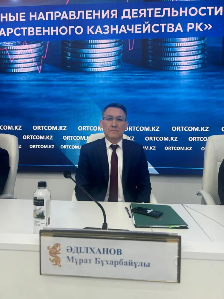 Председатель Рахат Токбаев выступил на брифинге на площадке СЦК (5)