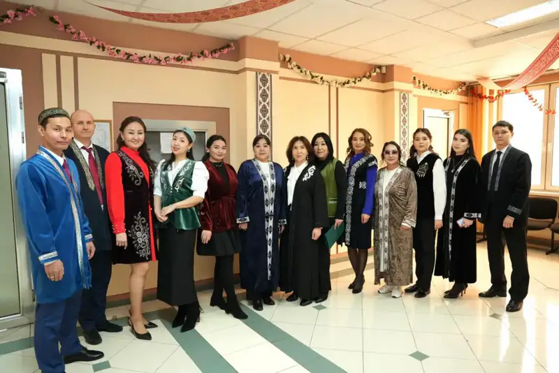 В Минэнерго декада «Наурызнама» началась с Көрісу күні (5)