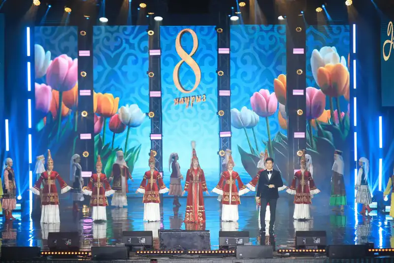 В честь Международного женского дня – 8 Марта в Өнер орталығы прошел праздничный концерт (2)