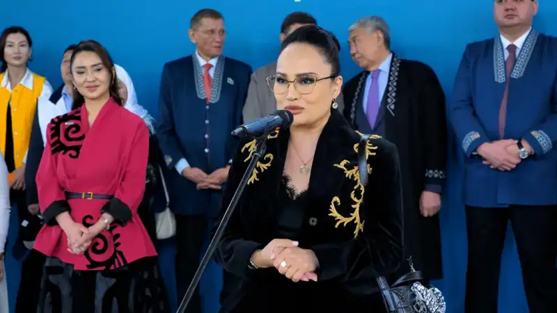 Около тысячи участников собрал форум в поддержку новой Конституции в Астане (9)