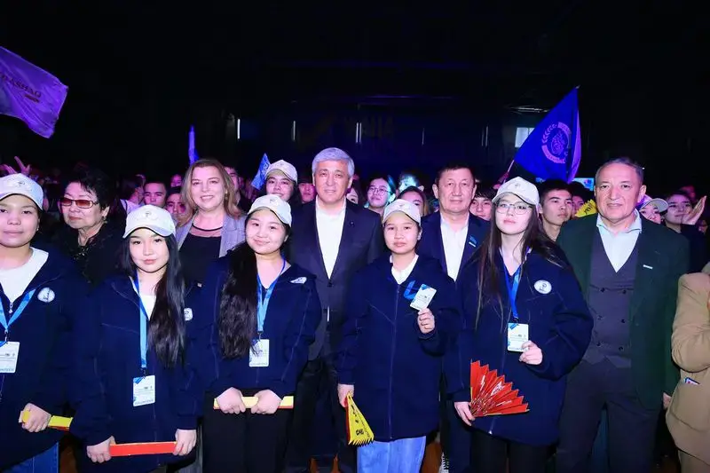 В Караганде прошёл областной форум волонтёров (9)