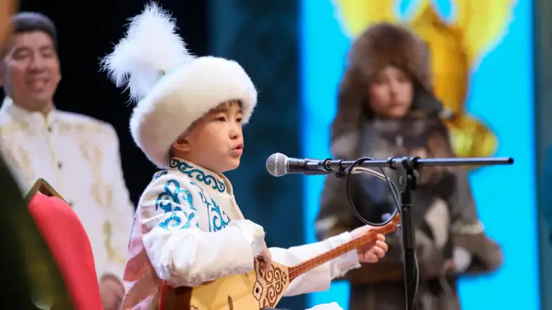 В ВКО стартовал республиканский командный айтыс «Алтайым – алтын бесігім» (8)