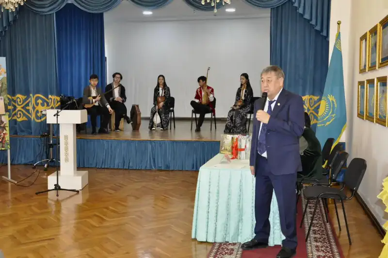 В Алматы представили аудиокниги со сказками на основе архивных записей (2)