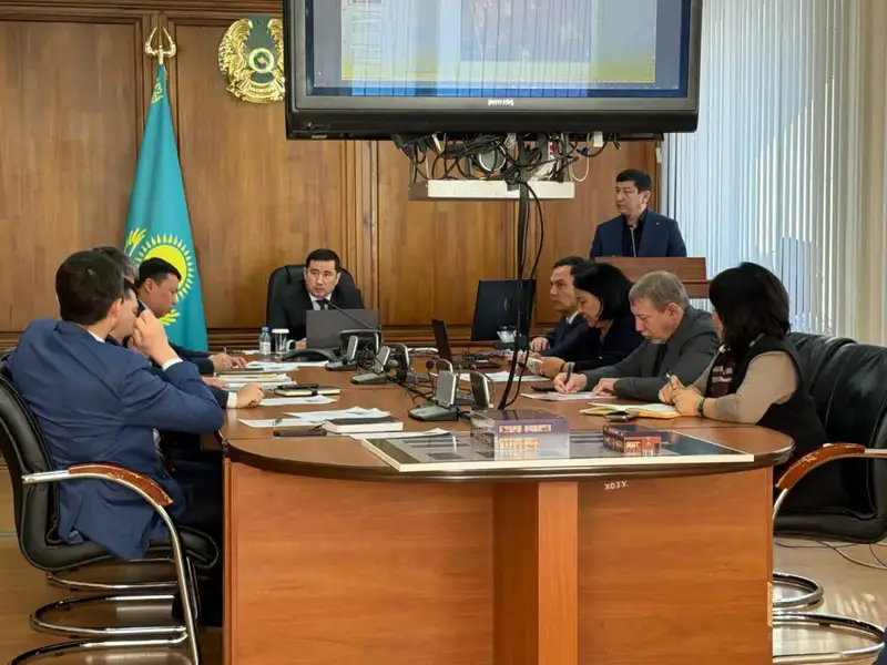 В Актобе обсуждены инвестиционные проекты, направленные на развитие экономики региона (6)