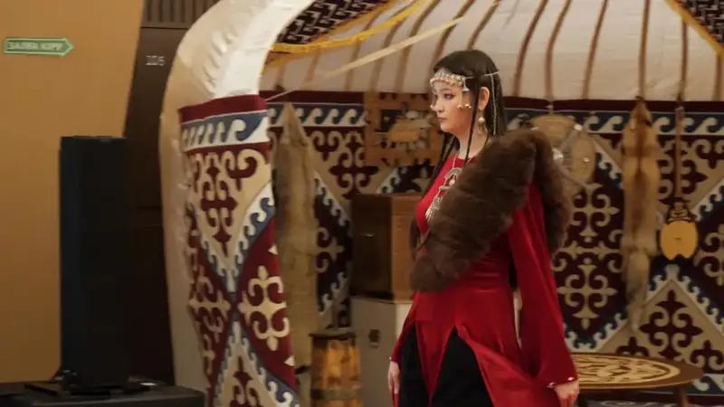 От орнамента к тренду: в столице показали современные образцы казахской одежды (3)