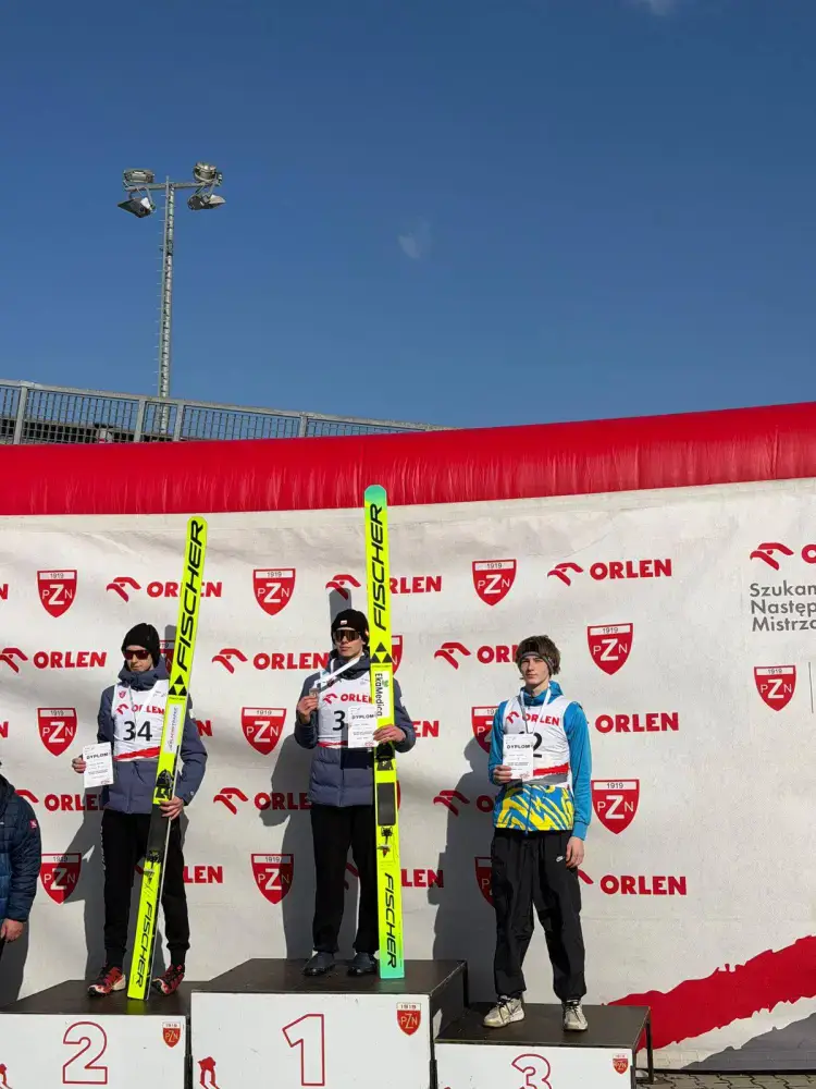 Казахстанские спортсмены завоевали еще три медали международного турнира по прыжкам на лыжах с трамплина (5)