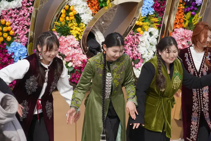 В Астане широко отметили Көрісу күні (3)