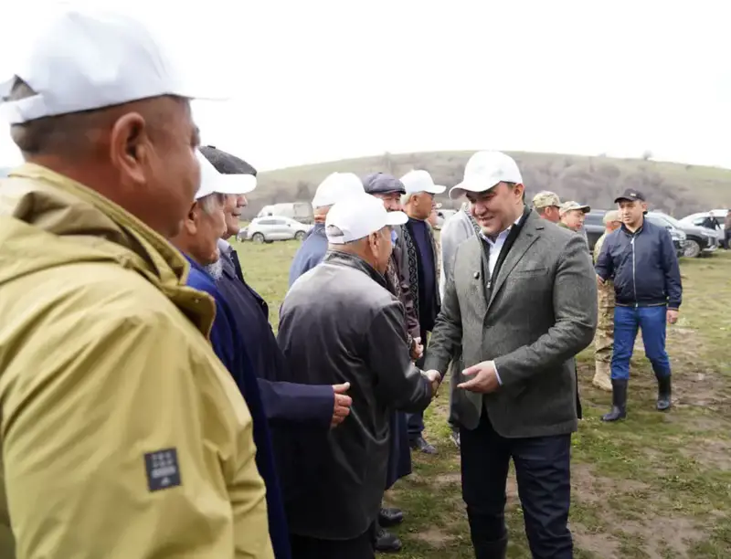 В ТУРКЕСТАНСКОЙ ОБЛАСТИ ПРОШЛА МАСШТАБНАЯ ЭКОАКЦИЯ ПО ОЧИСТКЕ РОДНИКОВ «МӨЛДІР БҰЛАҚ» (5)