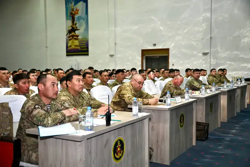 Начальник Генерального штаба проверил боеготовность кораблей Военно-морских сил (6)