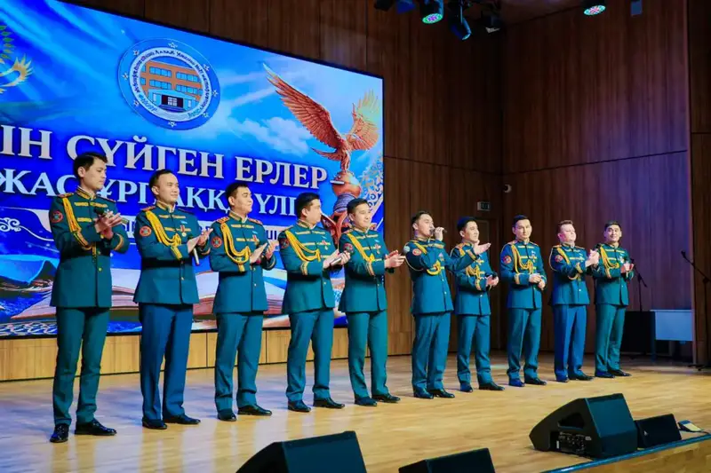 «Адал Азамат»: урок патриотизма провели для столичных школьников (2)