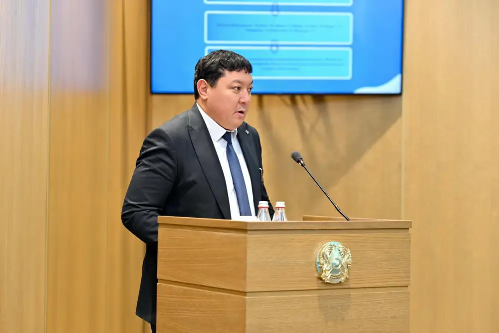 В области Абай обсудили меры по предотвращению паводков (8)