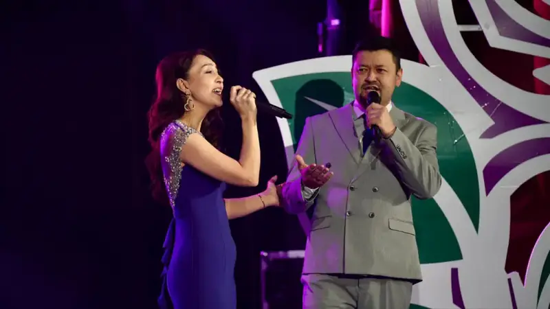 В Восточном Казахстане наградили отличившихся представительниц прекрасного пола (6)