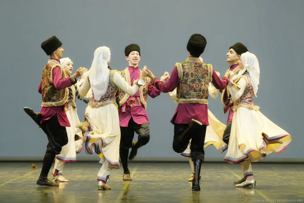 Фестиваль «ӨРЛЕУ. Эхо тюркских танцев» собрал в Алматы представителей тюркского мира (3)