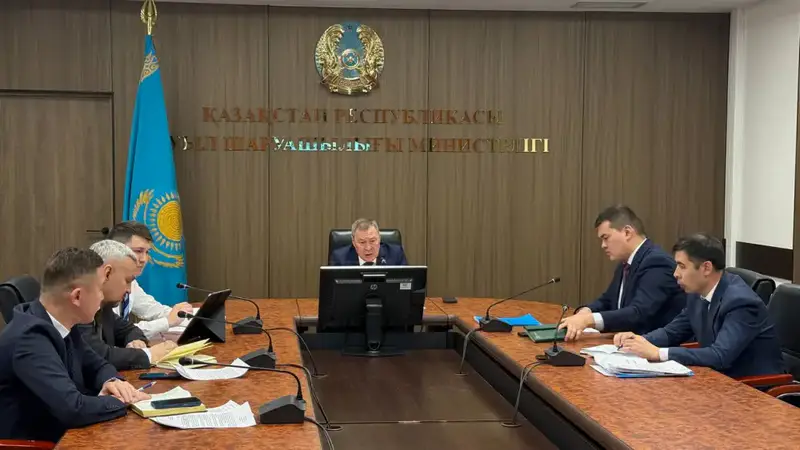 Обсуждены меры по усилению борьбе с коррупцией (5)