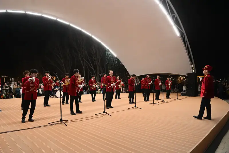 Депутаты Парламента посетили обновленный Президентский парк в Кызылорде (7)