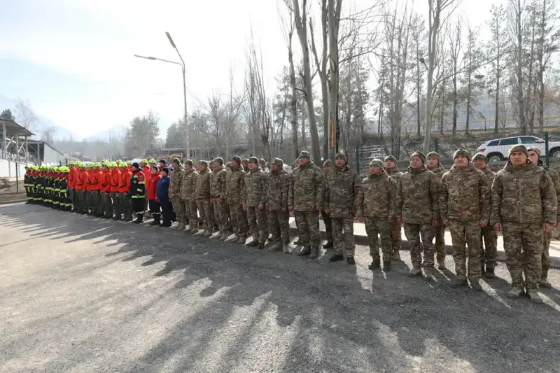 В горах Алматы Глава МЧС открыл уникальный спасательный комплекс (3)