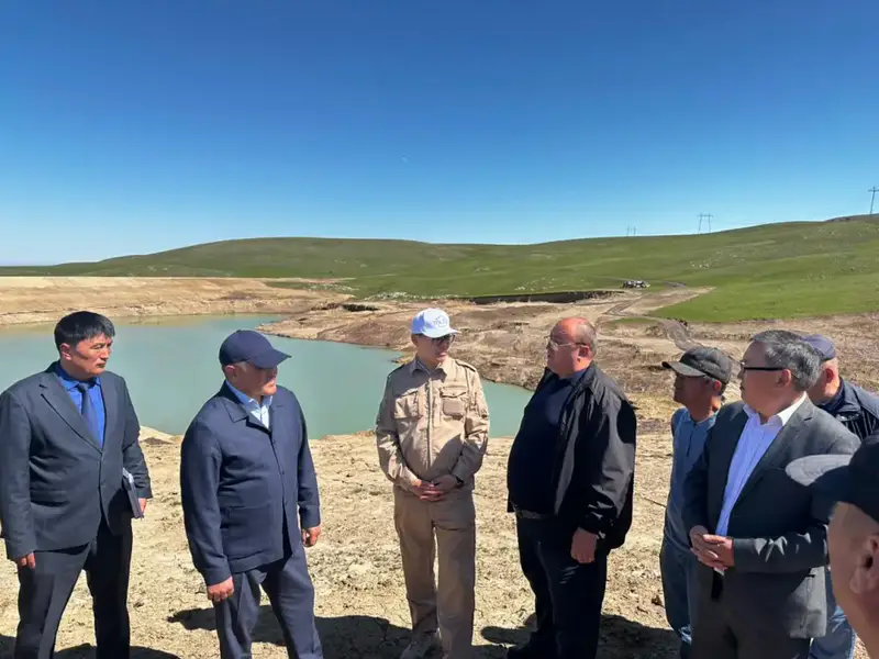 ТУРКЕСТАН: МИНИСТР ВОДНЫХ РЕСУРСОВ ОЗНАКОМИЛСЯ С ХОДОМ СТРОИТЕЛЬСТВА ВОДОХРАНИЛИЩА «КАРАКУЫС» В ТОЛЕБИЙСКОМ РАЙОНЕ (5)