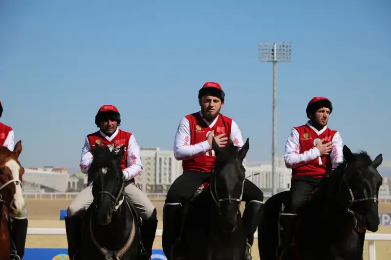 В ТУРКЕСТАНЕ СТАРТОВАЛ ЧЕМПИОНАТ МИРА ПО КОКПАРУ (8)