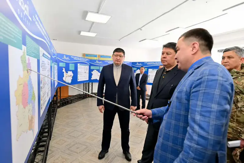 Вице-премьер Канат Бозумбаев ознакомился с ходом противопаводковых мероприятий в области Абай (3)