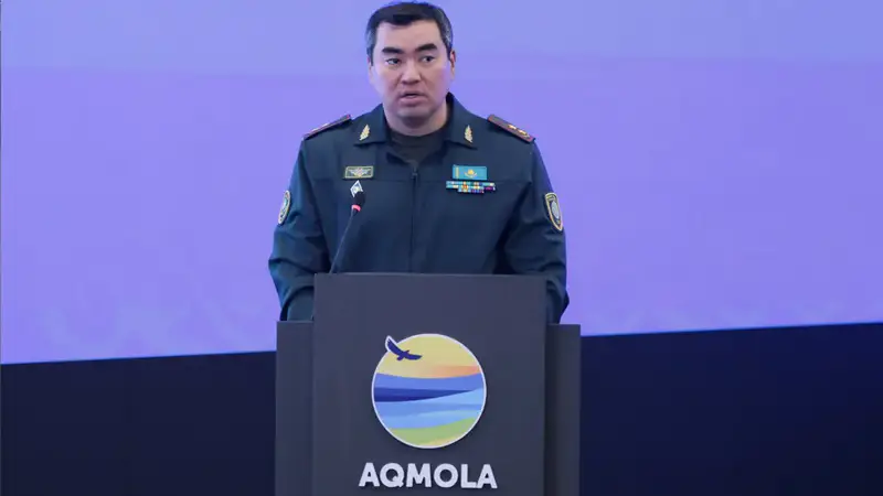 Готовность к паводкам: Олжас Бектенов провел заседание Республиканского оперативного штаба по ликвидации ЧС (3)