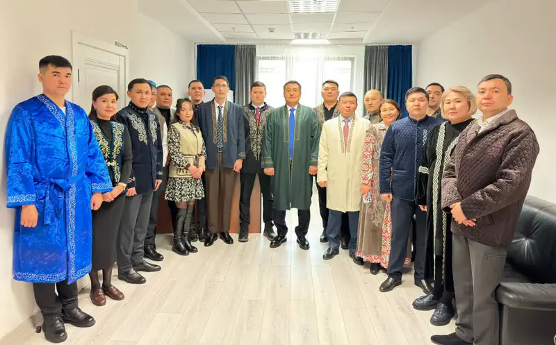 В МЧС Казахстана отметили День национальной одежды (6)