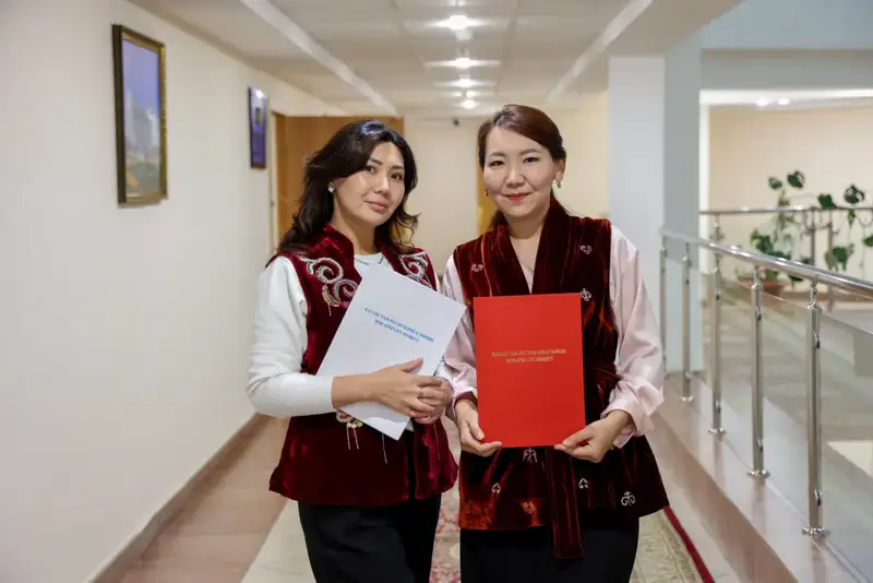 Национальная одежда - символ идентичности и культурного наследия (10)