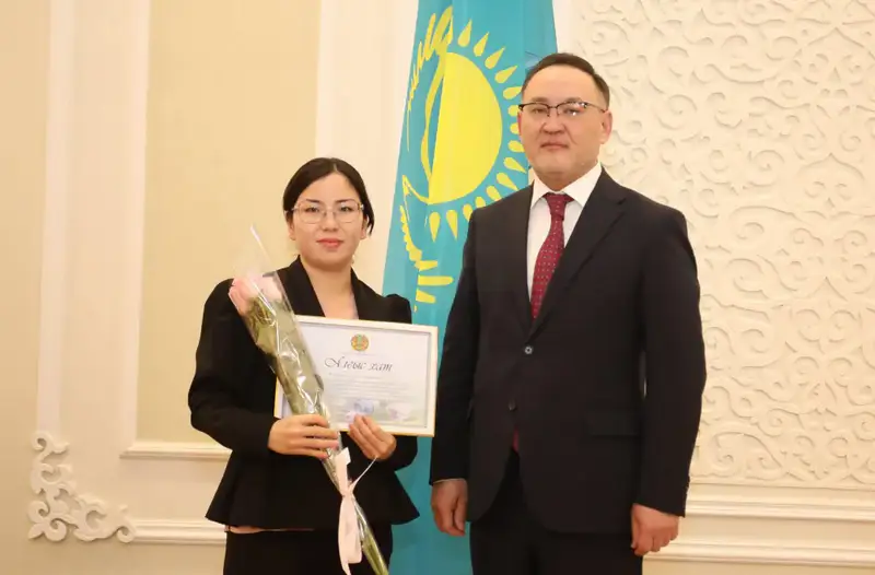 В Мангистау прошло торжественное мероприятие, приуроченное к Международному женскому дню (8)