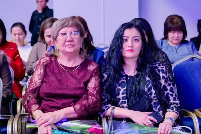 «Женщина – сердце мира»: в Астане прошел праздничный концерт (8)