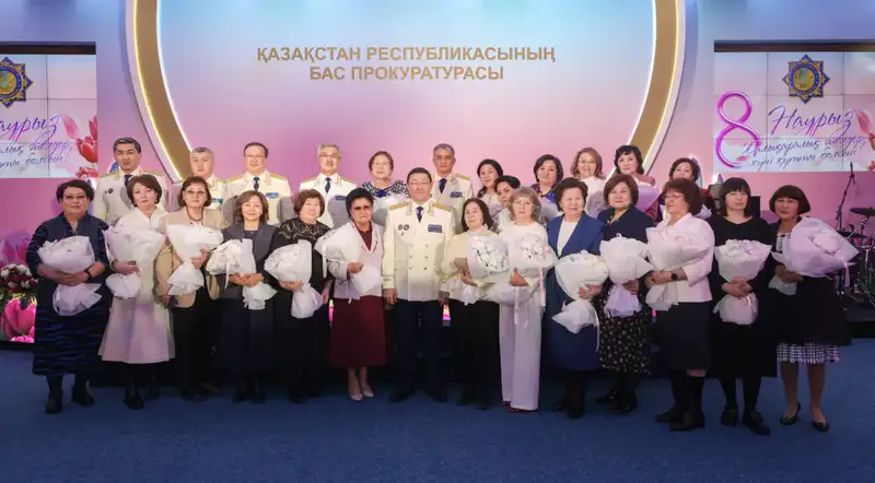 В Генеральной прокуратуре состоялось торжественное мероприятие, посвящённое Международному женскому дню (4)